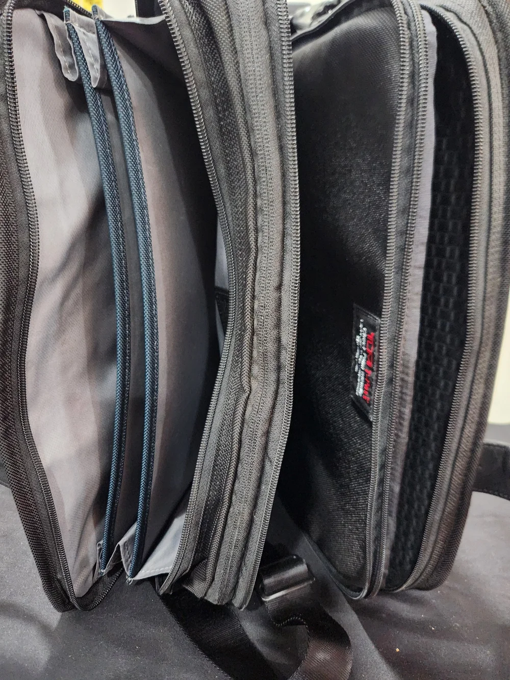 Tumi Black Men's Briefcase - Durable Travel & Work Laptop Bag